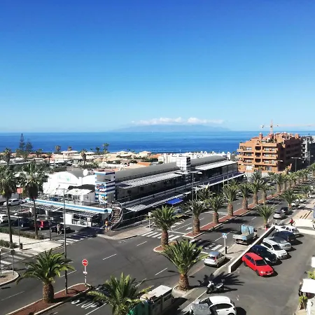 Robert Ocean View Apartment *