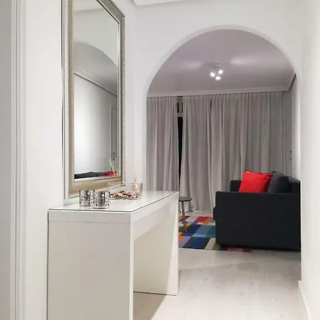 Robert Ocean View Apartment *
