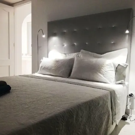 Robert Ocean View Apartment *